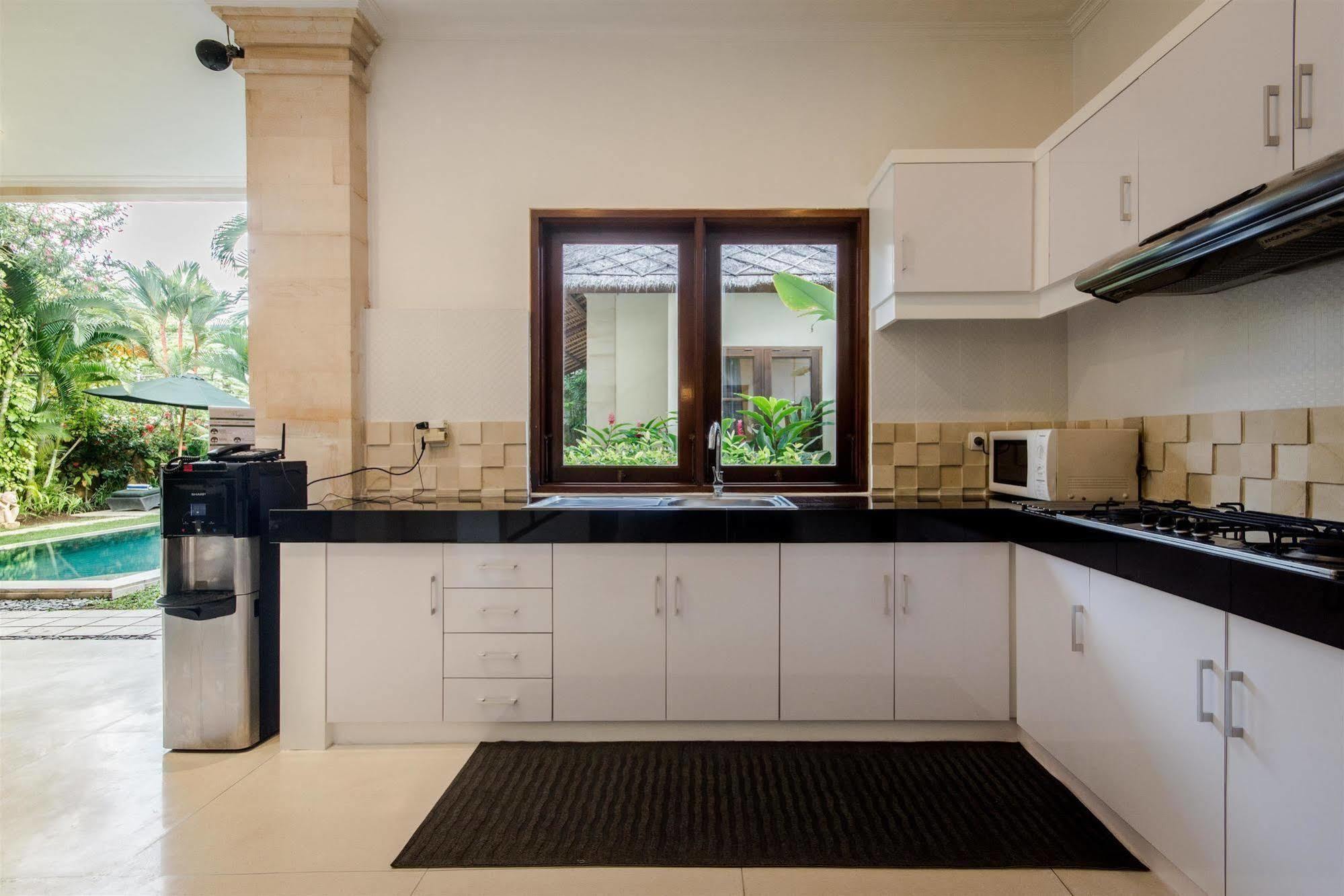 סמיניאק Villa Krisna מראה חיצוני תמונה
