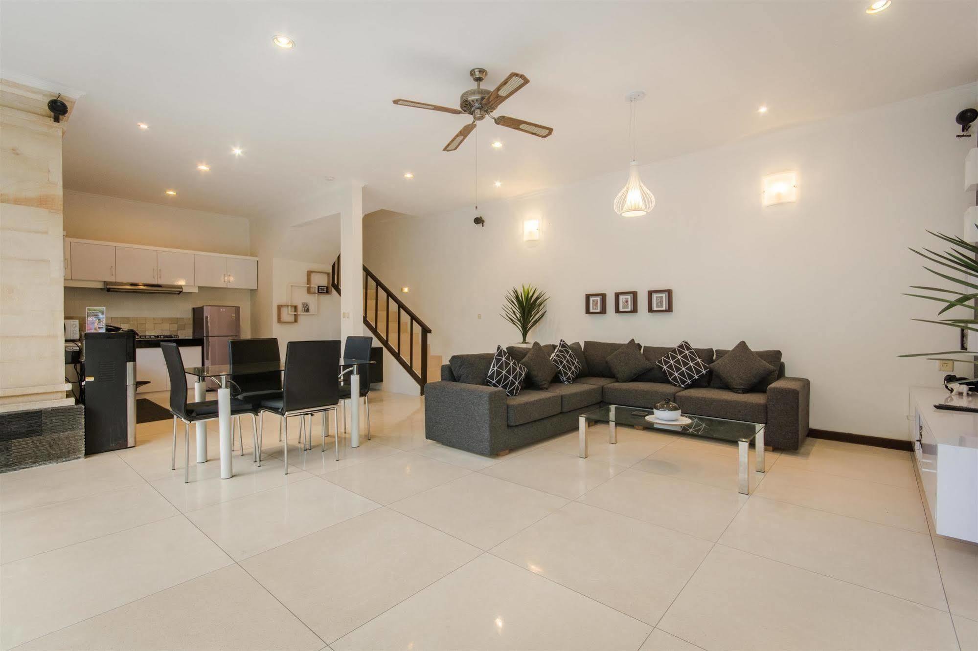 סמיניאק Villa Krisna מראה חיצוני תמונה